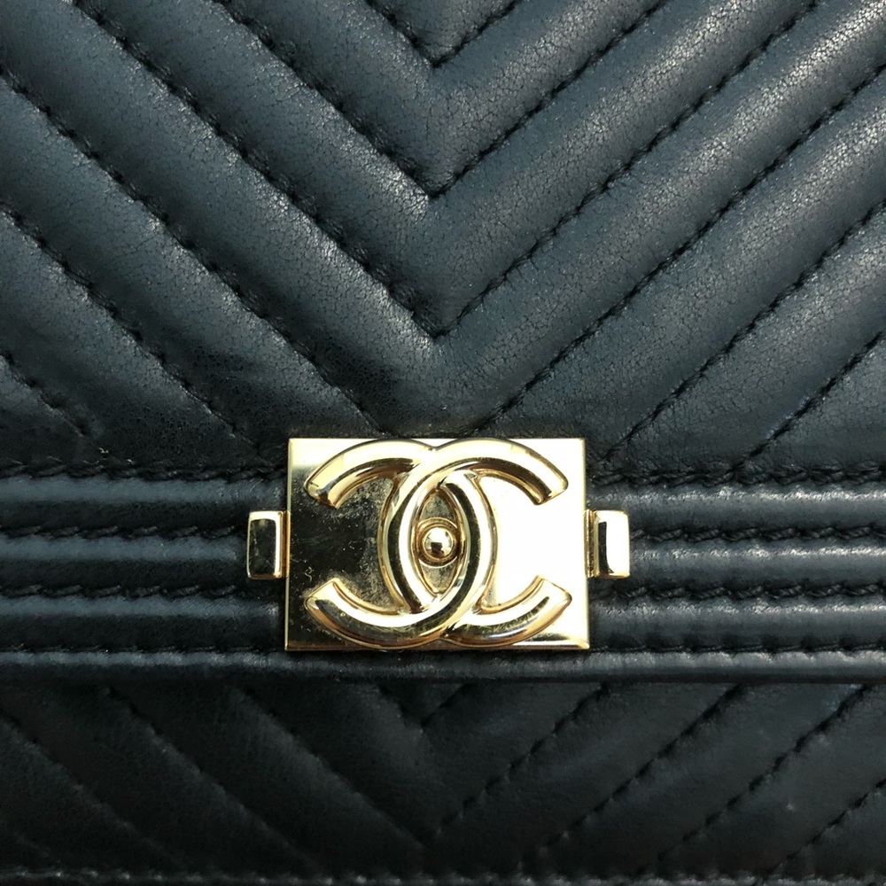 Chanel Lambskin Chevron Boy WOC wallet on chain black gold tone hardware - Picture 12 of 15